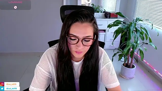 ImLui lu online show from January 31, 2025, 9:48 pm