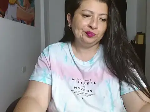 Victoriaevans1 online show from June 4, 2026, 6:03 pm