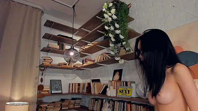 Snapshot of Riskyproject chatting on December 7, 2024, 10:34 am Riskyproject online show from December 7, 2024, 10:34 am