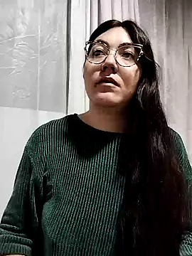 Snapshot of katha_steele_ chatting on December 10, 2024, 9:44 am katha steele online show from December 10, 2024, 9:44 am