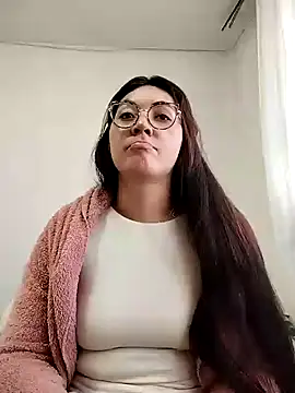 Snapshot of katha_steele_ chatting on January 12, 2025, 12:12 pm katha steele online show from January 12, 2025, 12:12 pm