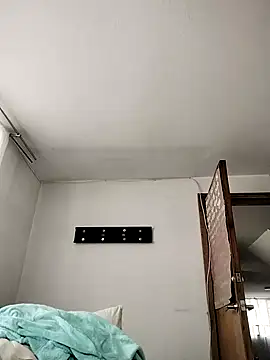 Snapshot of katha_steele_ chatting on February 14, 2025, 12:25 pm katha steele online show from February 14, 2025, 12:25 pm