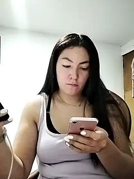 Snapshot of katha_steele_ chatting on September 14, 2025, 10:58 am katha steele online show from September 14, 2025, 10:58 am