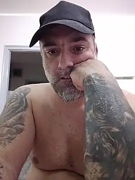 wifesfuckerpu online show from March 30, 2026, 8:32 pm