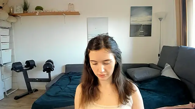 Snapshot of PollyFlame chatting on March 4, 2025, 9:40 am PollyFlame online show from March 4, 2025, 9:40 am