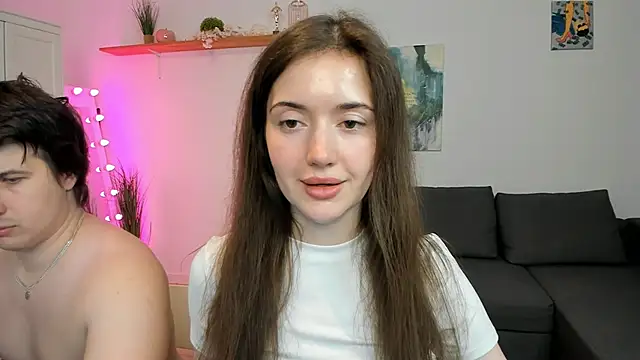 Snapshot of PollyFlame chatting on September 23, 2025, 8:23 pm PollyFlame online show from September 23, 2025, 8:23 pm