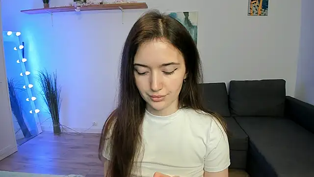 Snapshot of PollyFlame chatting on November 14, 2025, 7:34 pm PollyFlame online show from November 14, 2025, 7:34 pm