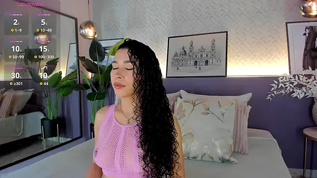 Snapshot of susan_cute198 chatting on December 4, 2025, 12:14 pm susan cute198 online show from December 4, 2025, 12:14 pm