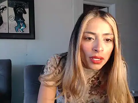 Snapshot of Liamiler01_ chatting on February 25, 2025, 12:13 pm Liamiler01 online show from February 25, 2025, 12:13 pm