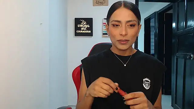 Snapshot of Liamiler01_ chatting on September 19, 2025, 3:41 am Liamiler01 online show from September 19, 2025, 3:41 am