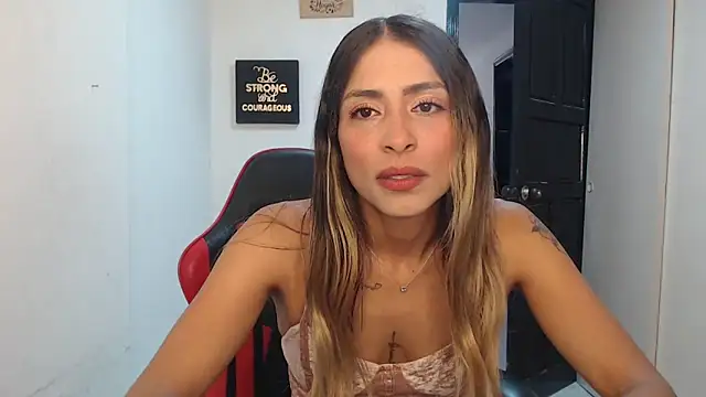 Snapshot of Liamiler01_ chatting on November 7, 2025, 2:50 pm Liamiler01 online show from November 7, 2025, 2:50 pm