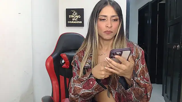 Snapshot of Liamiler01_ chatting on November 10, 2025, 11:59 pm Liamiler01 online show from November 10, 2025, 11:59 pm