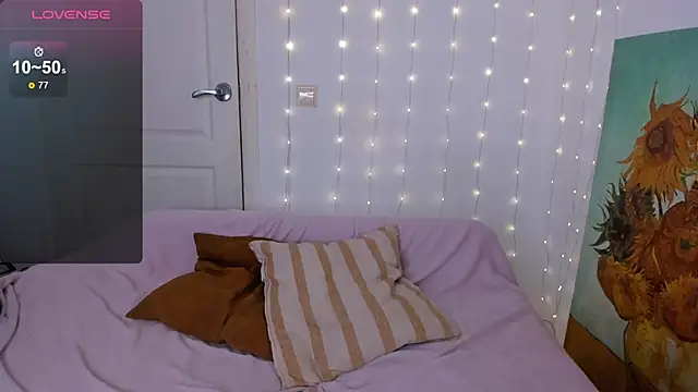 Snapshot of nymphobaby chatting on December 8, 2024, 11:08 pm nymphobaby online show from December 8, 2024, 11:08 pm