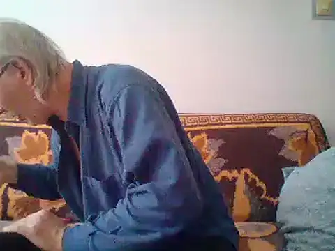 cumloverboyxx69 online show from February 24, 2025, 1:21 pm