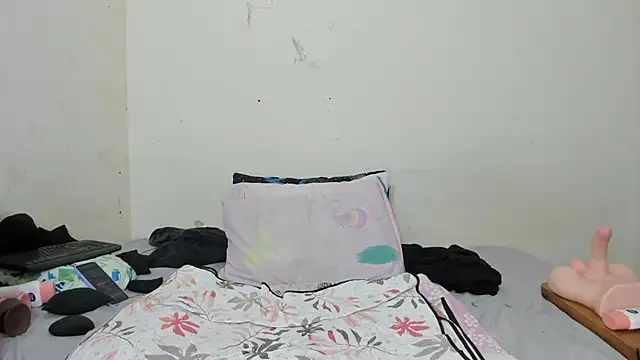 Snapshot of MANDY_GIRL_BBW chatting on March 21, 2025, 10:17 am MANDY GIRL BBW online show from March 21, 2025, 10:17 am