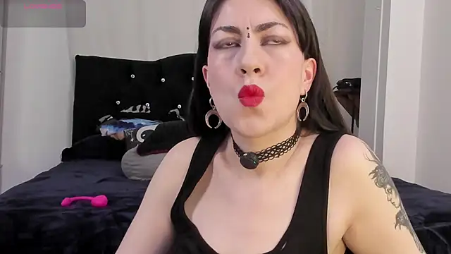 Amy Aloqua online show from July 20, 2026, 2:52 pm
