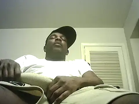 Snapshot of ThugDick79 chatting on December 2, 2024, 5:48 pm ThugDick79 online show from December 2, 2024, 5:48 pm