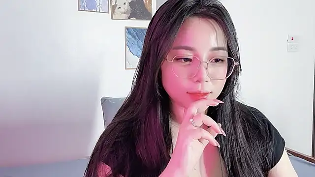 Snapshot of __Lyly__ chatting on July 31, 2026, 4:06 pm Lyly online show from July 31, 2026, 4:06 pm