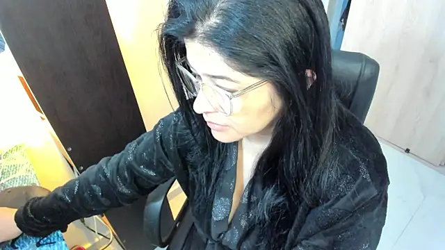 BellaFlaming online show from May 21, 2026, 11:06 am