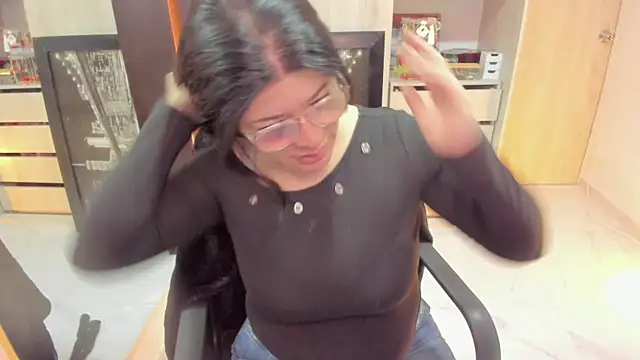 BellaFlaming online show from July 30, 2026, 11:31 am