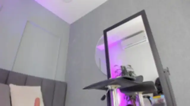 babepolly online show from September 28, 2025, 10:42 am