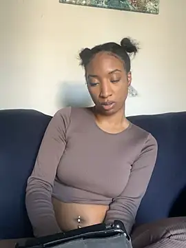 Iceblanca online show from March 9, 2025, 4:38 am