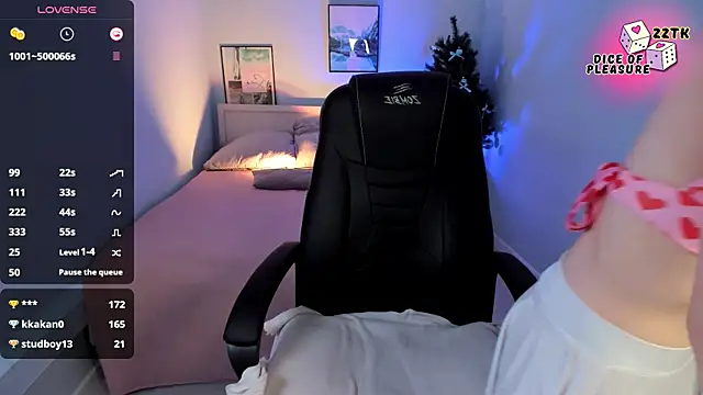 MelisaCoy online show from December 20, 2024, 4:57 pm