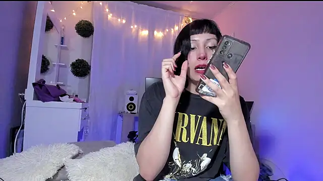 Snapshot of Room312_ chatting on December 23, 2024, 1:40 am Room312 online show from December 23, 2024, 1:40 am