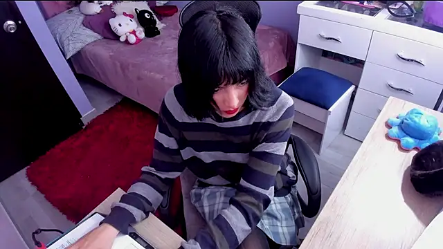 Snapshot of Room312_ chatting on January 21, 2025, 4:58 pm Room312 online show from January 21, 2025, 4:58 pm