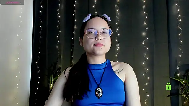 Snapshot of shantalc3rezo chatting on February 14, 2025, 10:25 pm shantalc3rezo online show from February 14, 2025, 10:25 pm