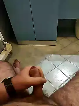 Snapshot of orsettoCum chatting on January 31, 2025, 9:48 pm orsettoCum online show from January 31, 2025, 9:48 pm