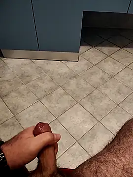 Snapshot of orsettoCum chatting on December 4, 2025, 9:29 am orsettoCum online show from December 4, 2025, 9:29 am