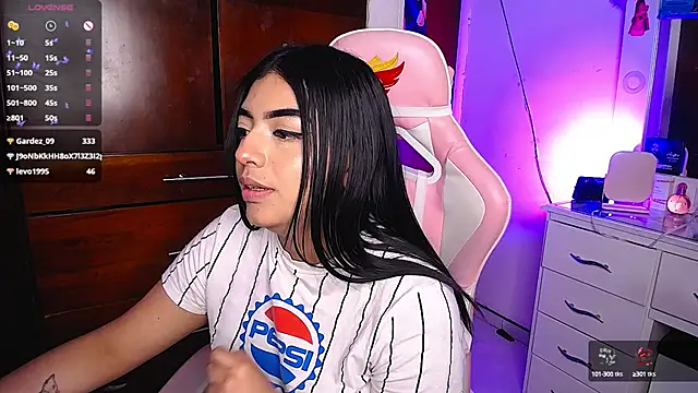 eva six online show from March 13, 2025, 11:38 pm