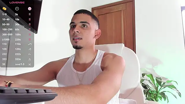 Snapshot of joss_111 chatting on January 8, 2025, 6:52 pm joss 111 online show from January 8, 2025, 6:52 pm