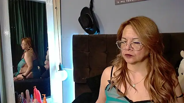 Snapshot of RubyWatson50 chatting on February 13, 2025, 8:03 pm RubyWatson50 online show from February 13, 2025, 8:03 pm