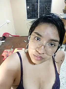 DanelyLopez online show from September 22, 2025, 1:51 am