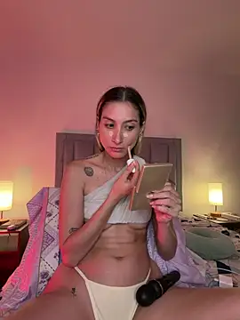 Snapshot of DanikRosse chatting on June 11, 2026, 3:37 am DanikRosse online show from June 11, 2026, 3:37 am