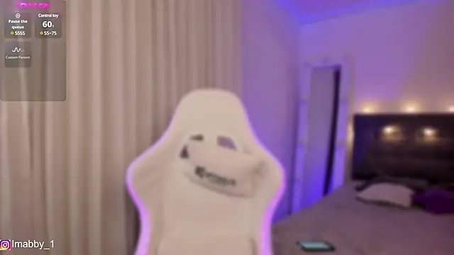 im abby  online show from December 19, 2024, 12:56 am