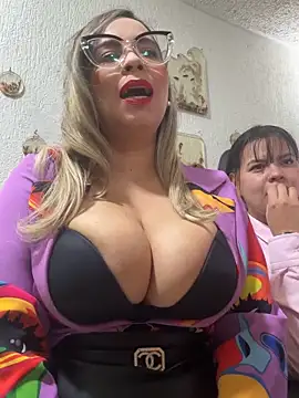 Snapshot of jademoomsm chatting on March 13, 2026, 11:33 pm jademoomsm online show from March 13, 2026, 11:33 pm