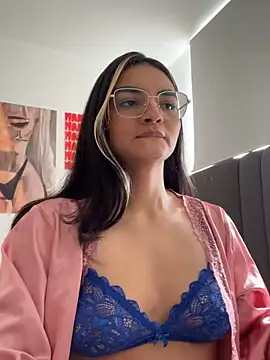 Cat2525 online show from February 16, 2026, 7:21 pm