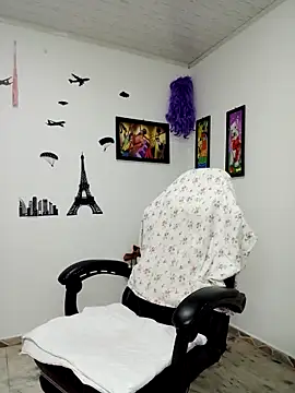 chalohott online show from October 27, 2025, 9:57 am