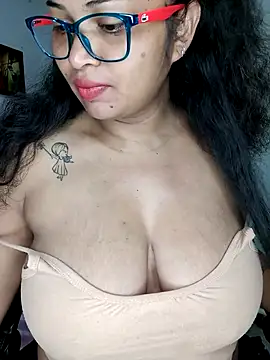Snapshot of chalohott chatting on July 10, 2026, 11:13 am chalohott online show from July 10, 2026, 11:13 am