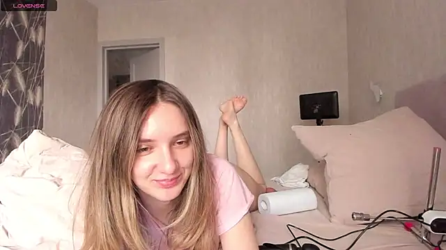 Snapshot of PatriciaBlairs chatting on October 6, 2025, 11:29 am PatriciaBlairs online show from October 6, 2025, 11:29 am