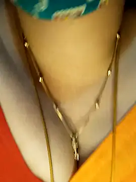 tuttifrutti17 online show from December 14, 2024, 5:58 pm