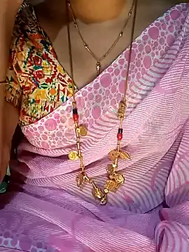 tuttifrutti17 online show from January 22, 2025, 5:06 pm