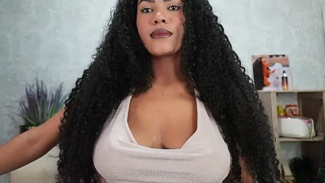 HOTBLACKANDWHITE2 online show from April 23, 2026, 4:03 am