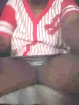 Snapshot of Hailey_BaileyXYZ chatting on January 1, 2025, 1:27 pm Hailey BaileyXYZ online show from January 1, 2025, 1:27 pm