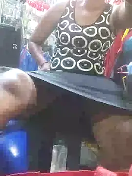 Snapshot of Hailey_BaileyXYZ chatting on February 25, 2025, 2:33 pm Hailey BaileyXYZ online show from February 25, 2025, 2:33 pm