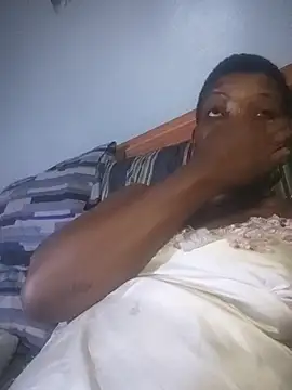 Snapshot of Hailey_BaileyXYZ chatting on October 5, 2025, 5:39 am Hailey BaileyXYZ online show from October 5, 2025, 5:39 am