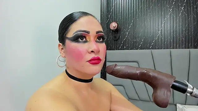 Snapshot of Angie_Will chatting on May 12, 2026, 10:07 pm Angie Will online show from May 12, 2026, 10:07 pm